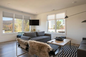 Piedmont Place Suite 304 - near vineyards!